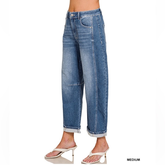 Zenana Outfitters Classic Blue Cropped Jeans - Picture 3 of 4
